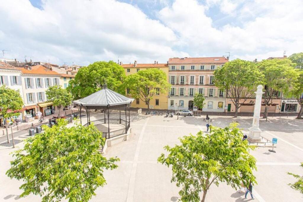 Au Coeur Du Viel Antibes - Cosy Appartement Екстериор снимка